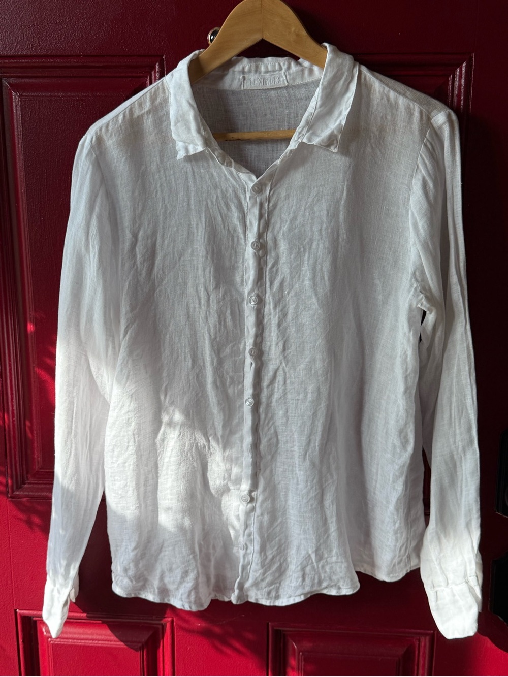 CP Shades White Long-Sleeve Button-Down Linen Shirt *desc *